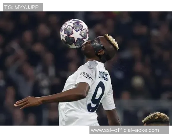 罗马诺：巴萨正考察前锋引援目标，目前只是询问奥斯梅恩信息