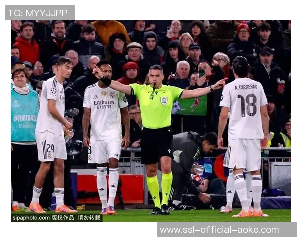 那些年，我们一起追的球星_卡西利亚斯在绿茵场的最…